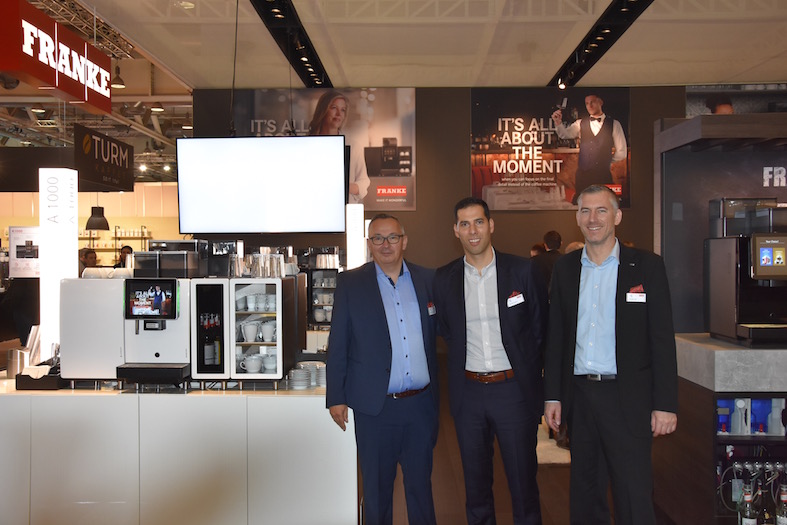 Franke Kaffeemaschinen AG, v.l.n.r. Roger Van de Giessen (Gebiets- und Verkaufsleiter), Jerome Benasser (Responsable de ventes Suisse romande), Alain Schmid (Leiter Kundendienst Schweiz)