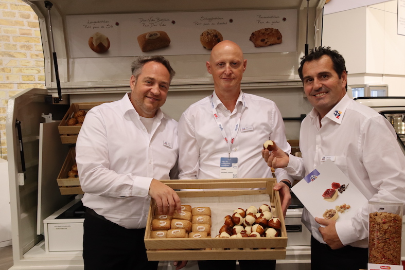 Hug AG, Dietmar Vogel, Urs Bussmann Leiter Verkauf Food Services Schweiz und Fabrizio Cavagna