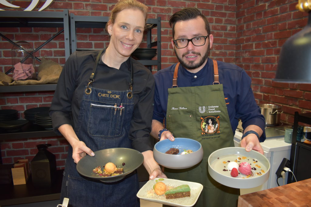 Unilever Food Solutions GmbH:
Susanne Just und Thomas Gollnow überzeugten die Gäste mit Ihren Dessertvarianten
