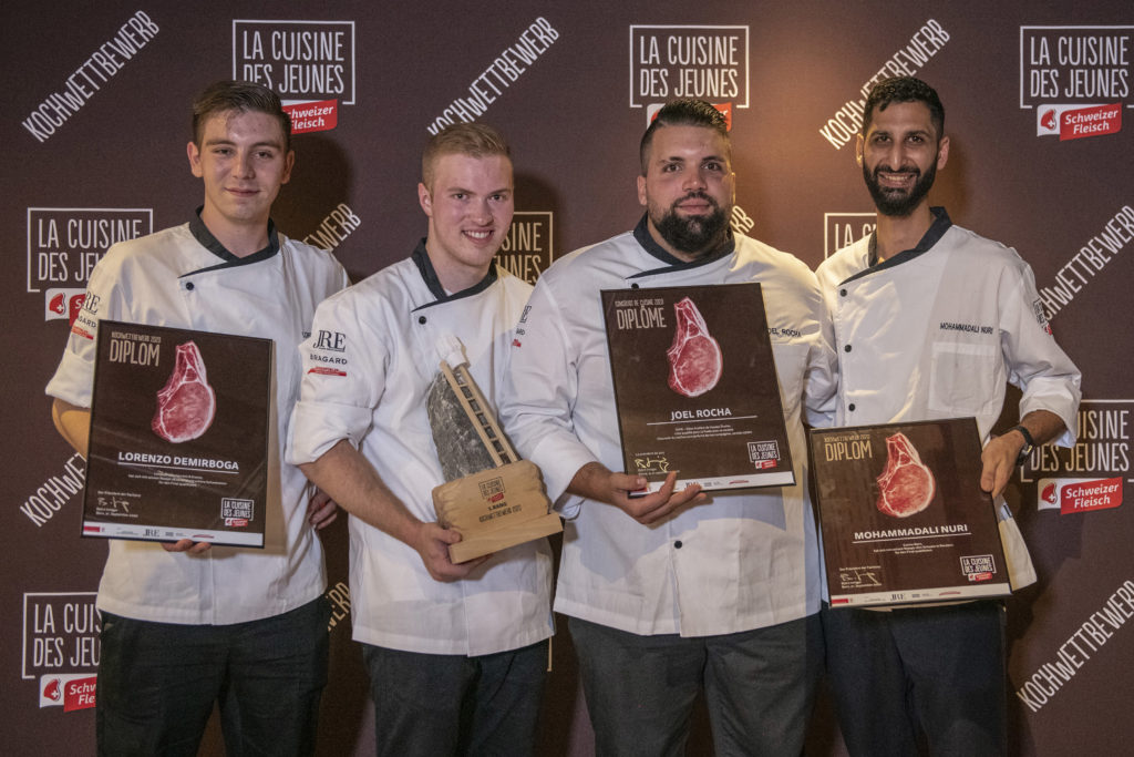 Die Finalisten Lorenzo Demirboga, Sieger Simon Grimbichler, Joel Rocha und Lorenzo Demirboga 